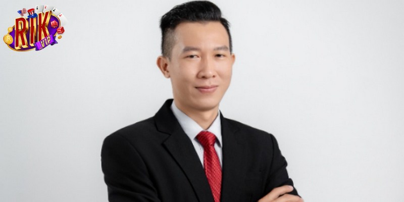 Vũ Văn Giàu là người sáng lập kiêm CEO tài năng của cổng game Rikvip